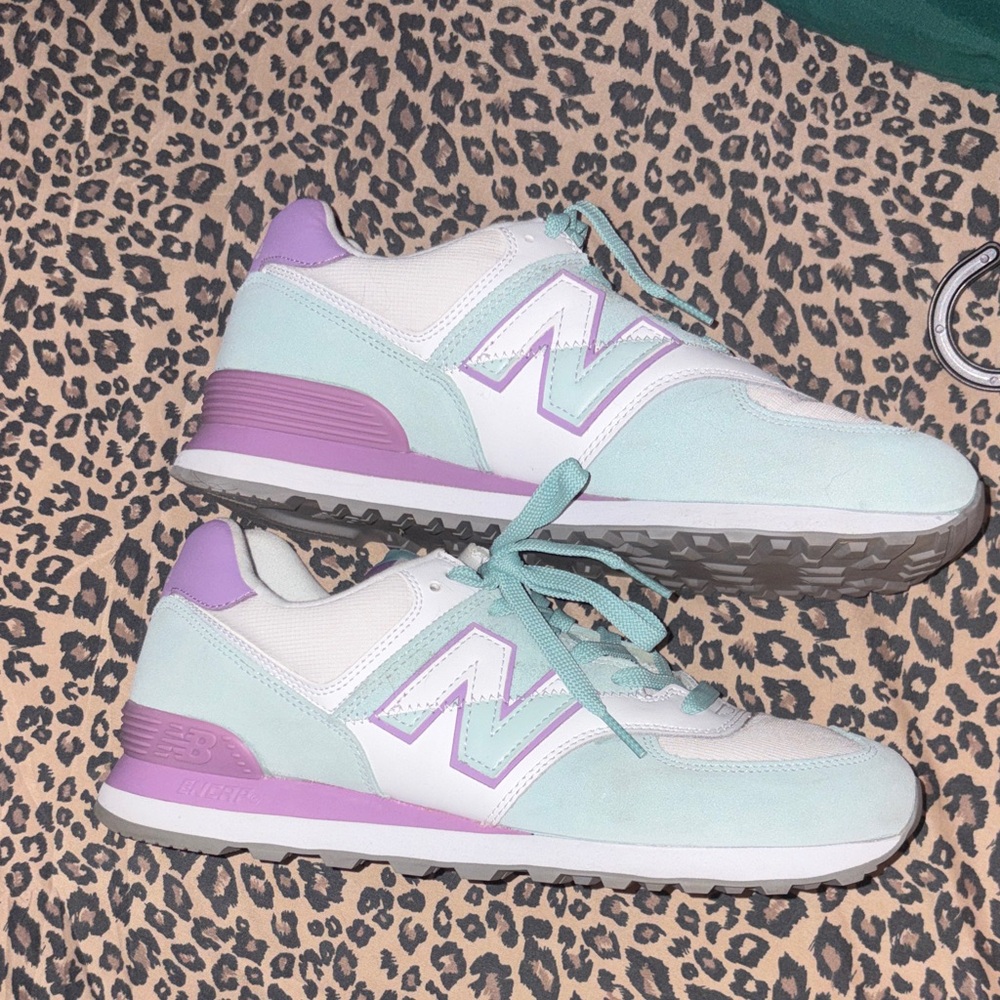 New Balance Women's Sneakers - Mint and Purple